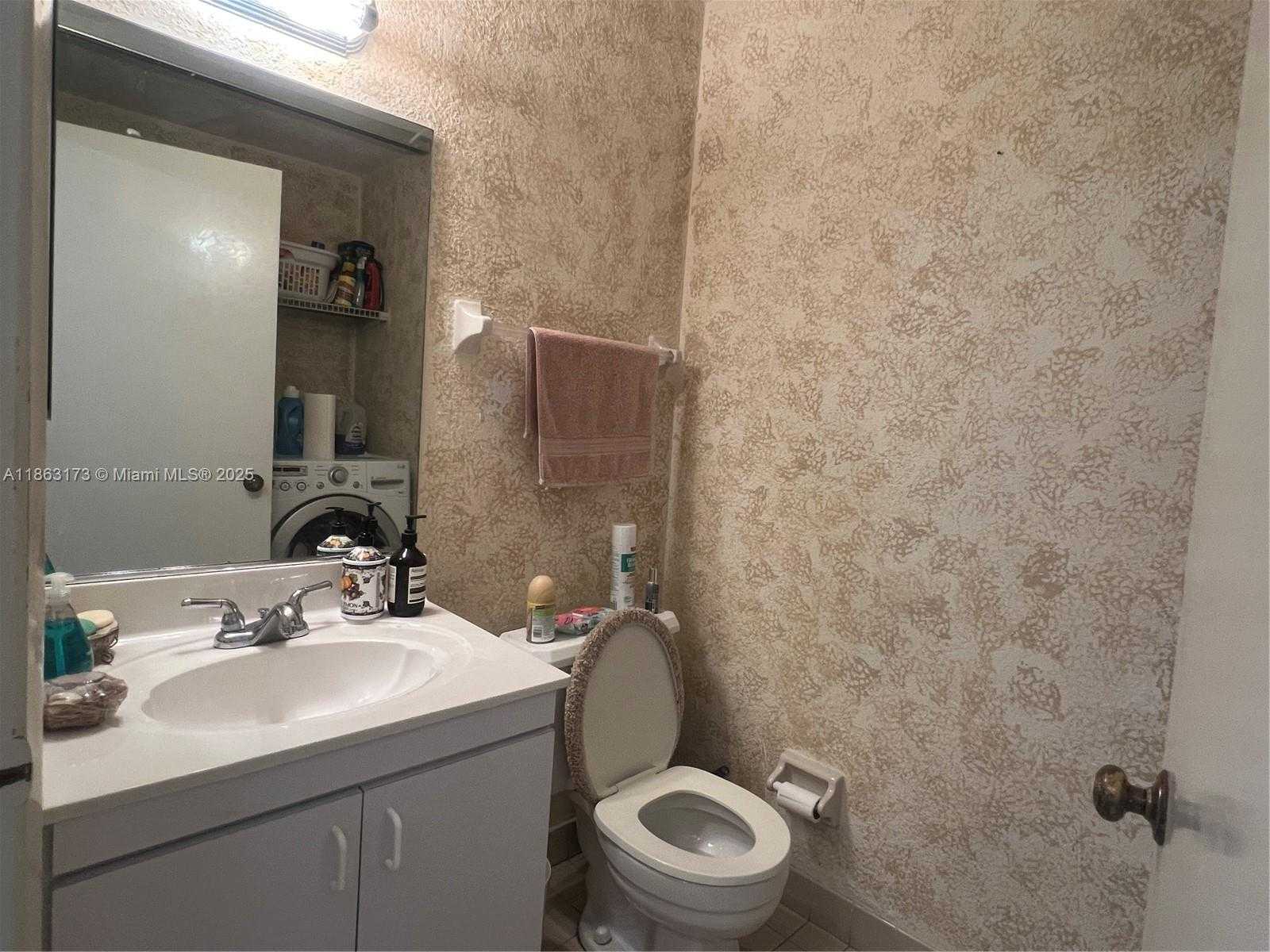 Small Image of 6590 WEST 24TH CT #24-106, Hialeah Number 7