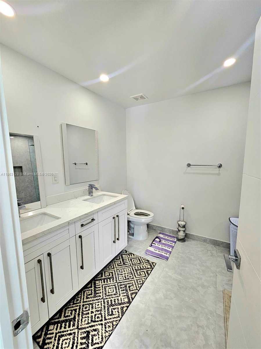 Small Image of 1430 NORTH EAST 53RD CT, Fort Lauderdale Number 22