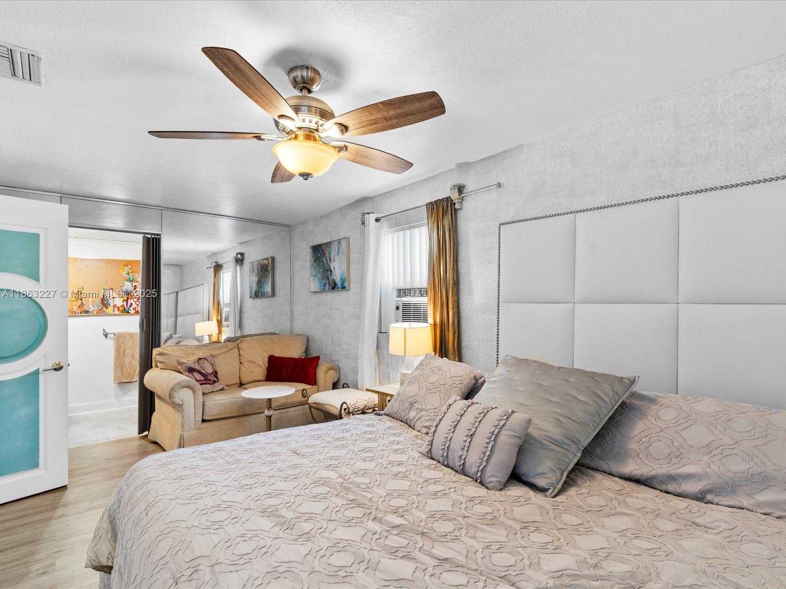 Small Image of 609 SOUTH WEST 2ND AVE, Hallandale Beach Number 17