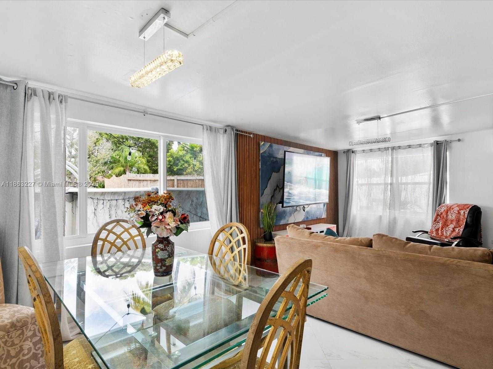 Small Image of 609 SOUTH WEST 2ND AVE, Hallandale Beach Number 26