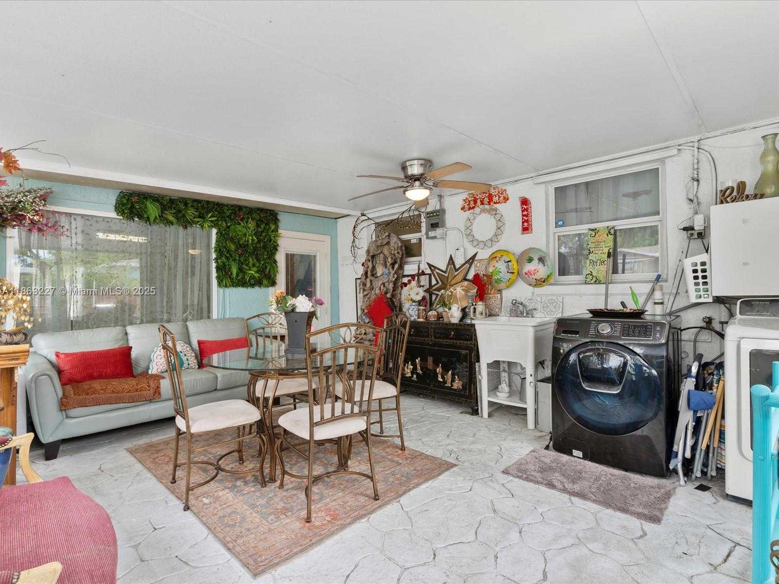 Small Image of 609 SOUTH WEST 2ND AVE, Hallandale Beach Number 32