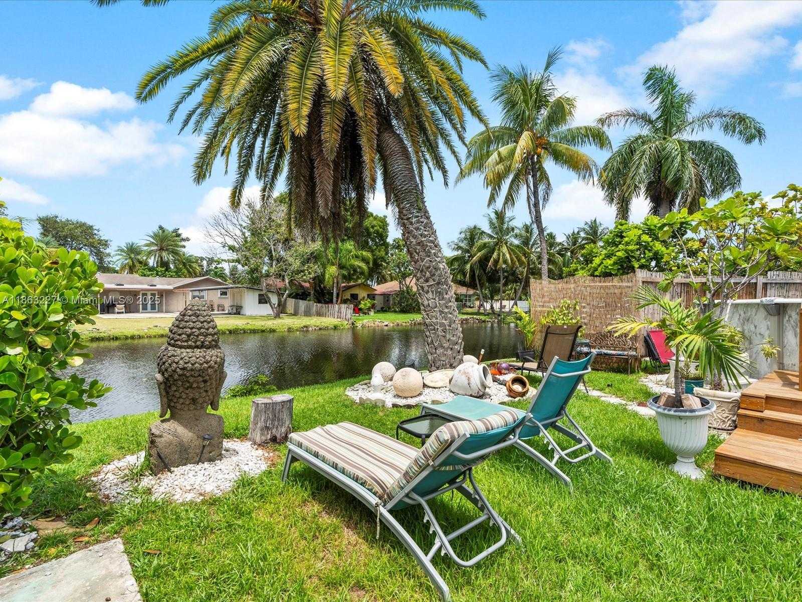 Small Image of 609 SOUTH WEST 2ND AVE, Hallandale Beach Number 37