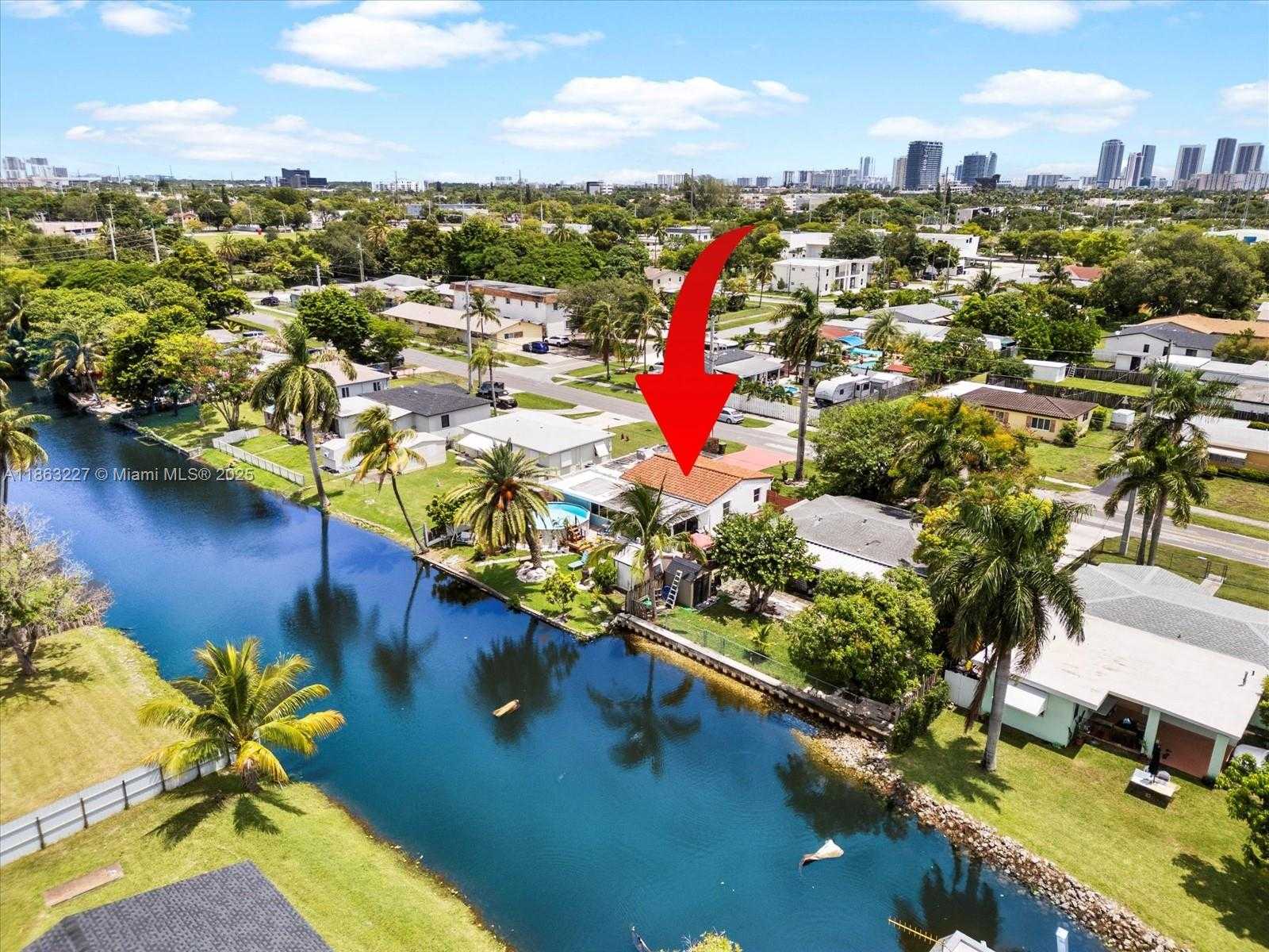 Small Image of 609 SOUTH WEST 2ND AVE, Hallandale Beach Number 6