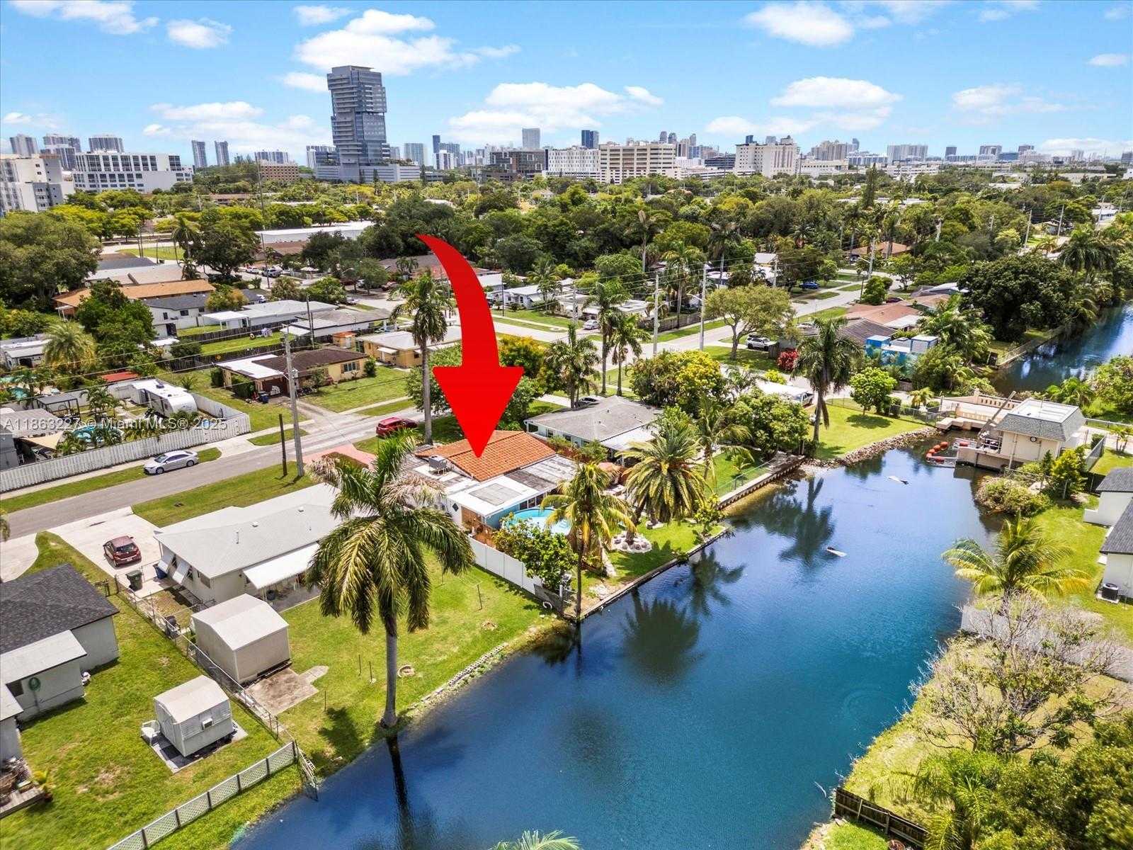 Small Image of 609 SOUTH WEST 2ND AVE, Hallandale Beach Number 7