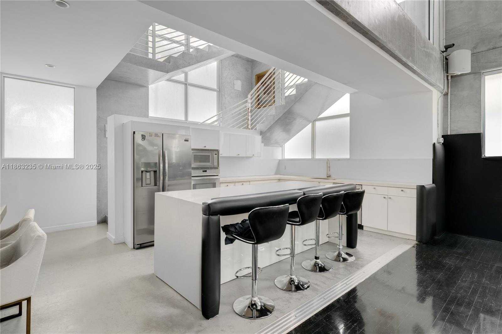 Small Image of 980 WEST 48TH ST, Miami Beach Number 7