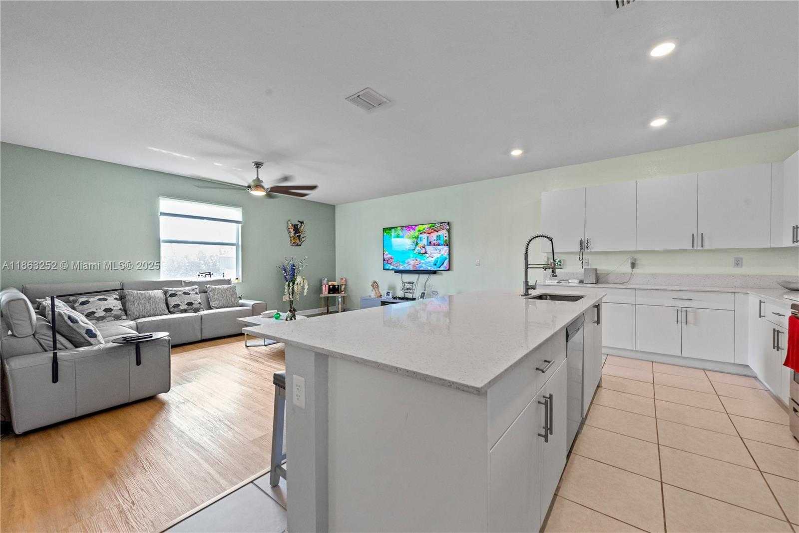 Small Image of 29081 SOUTH WEST 168TH CT, Homestead Number 14