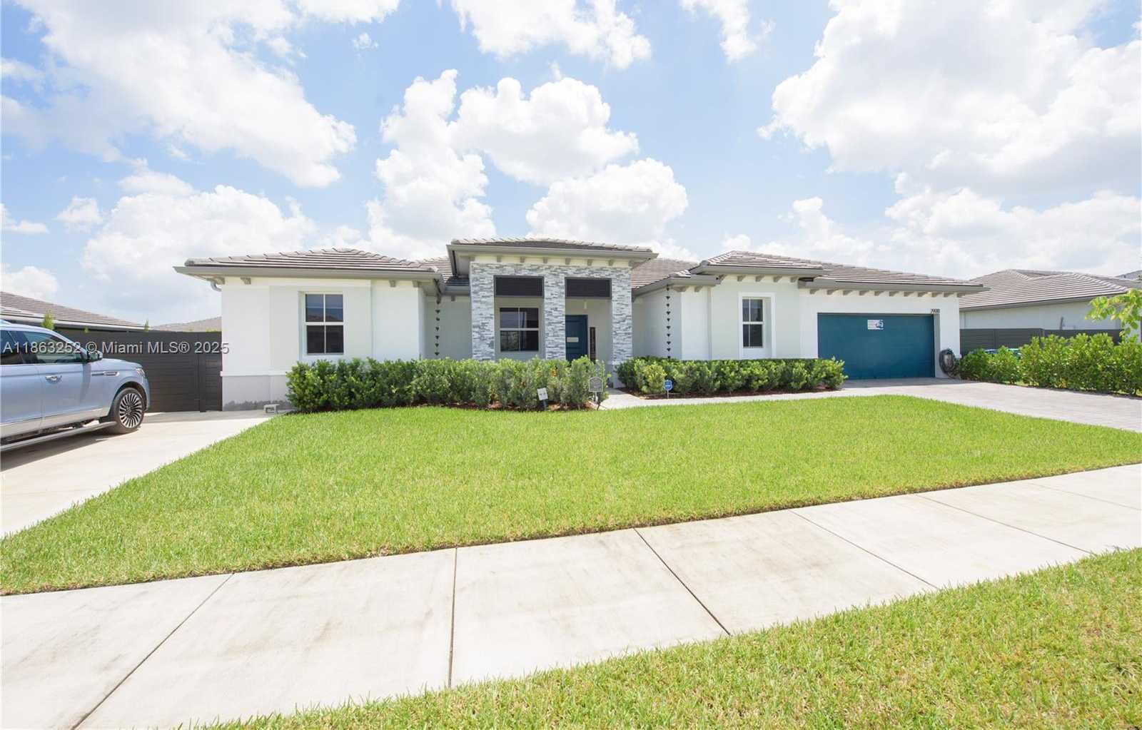 Small Image of 29081 SOUTH WEST 168TH CT, Homestead Number 35