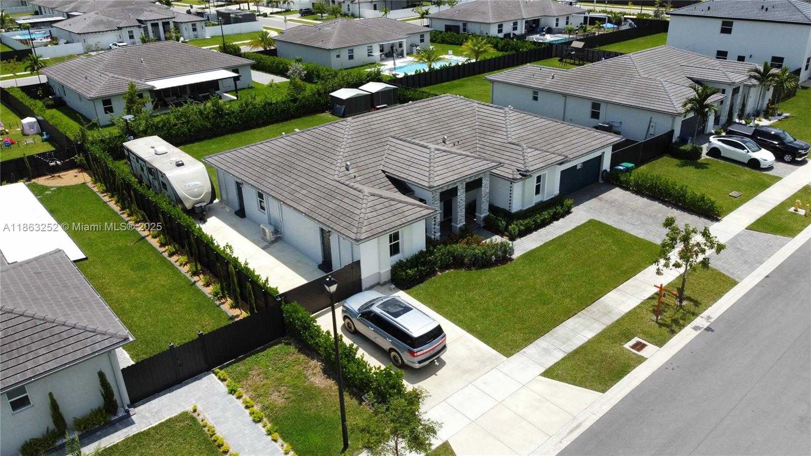 Small Image of 29081 SOUTH WEST 168TH CT, Homestead Number 37