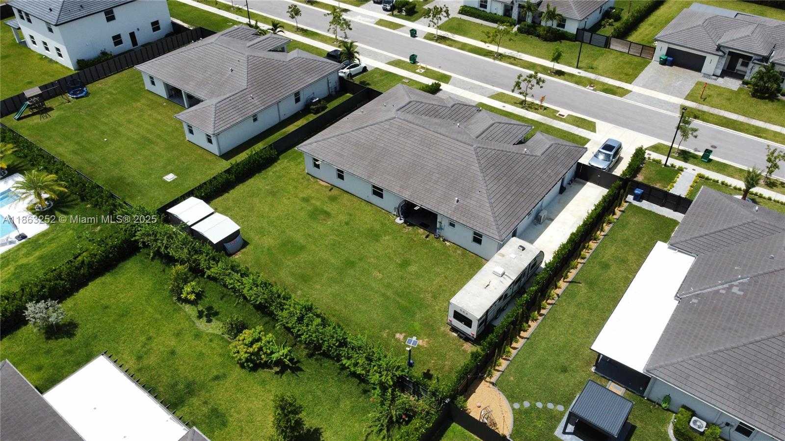 Small Image of 29081 SOUTH WEST 168TH CT, Homestead Number 40