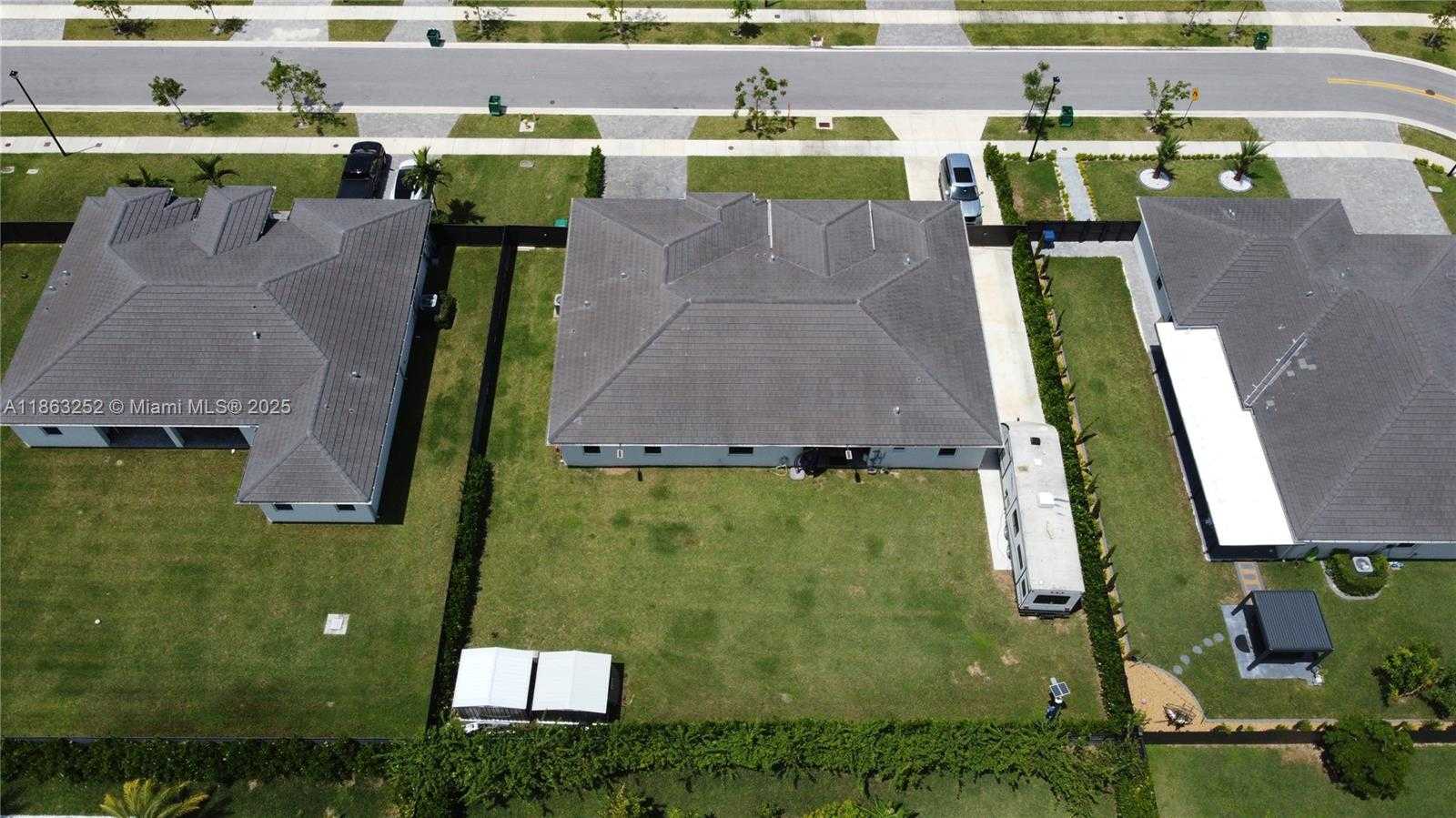 Small Image of 29081 SOUTH WEST 168TH CT, Homestead Number 43