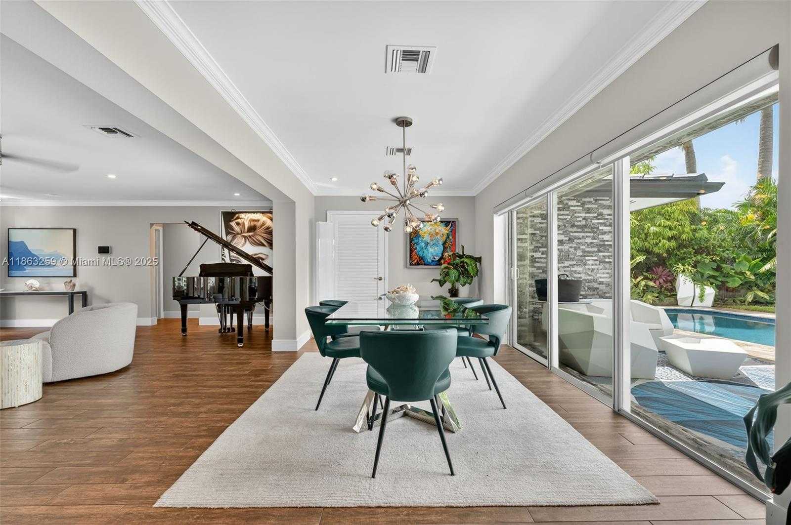 Small Image of 2131 NORTH EAST 15TH TER, Wilton Manors Number 11