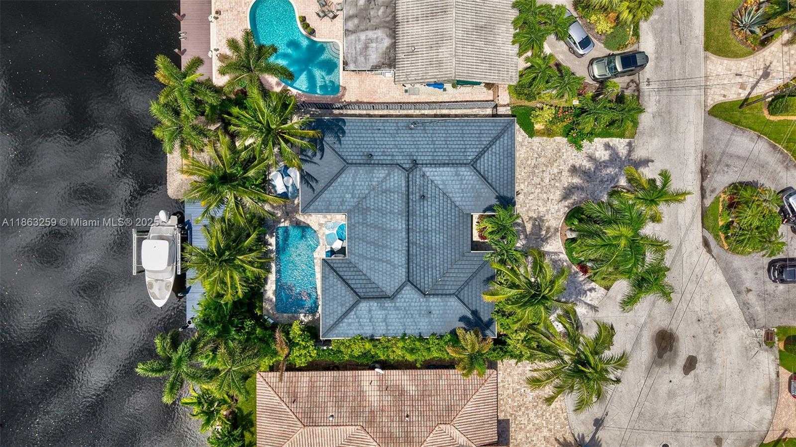 Small Image of 2131 NORTH EAST 15TH TER, Wilton Manors Number 2