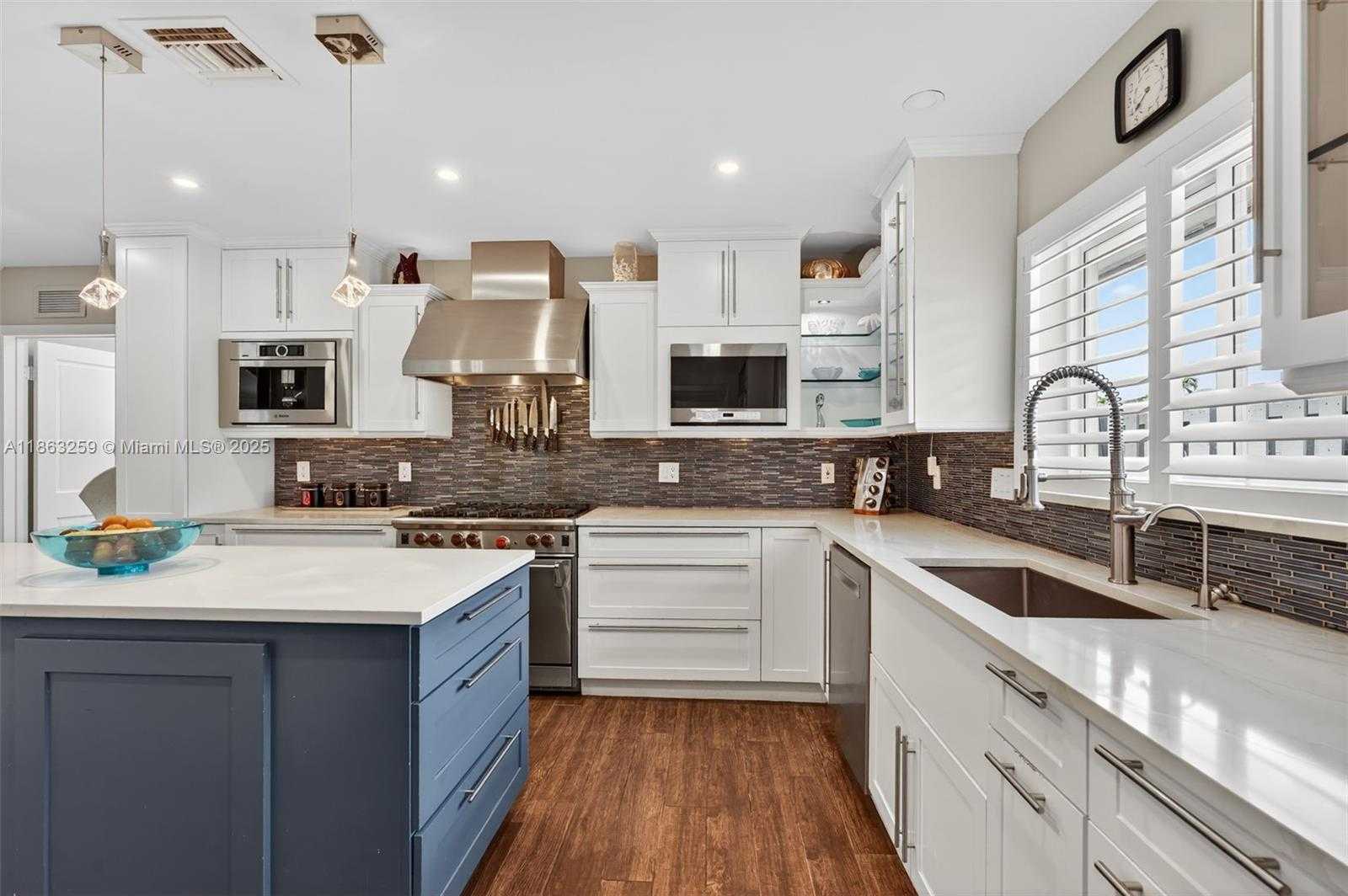 Small Image of 2131 NORTH EAST 15TH TER, Wilton Manors Number 20