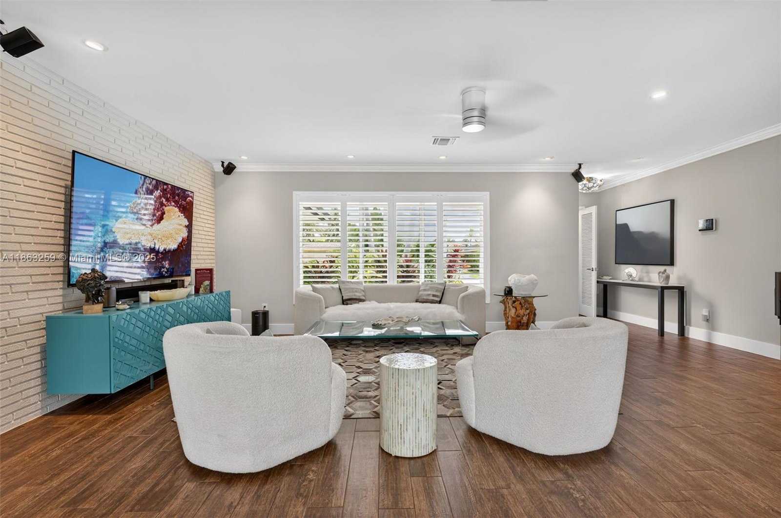 Small Image of 2131 NORTH EAST 15TH TER, Wilton Manors Number 9