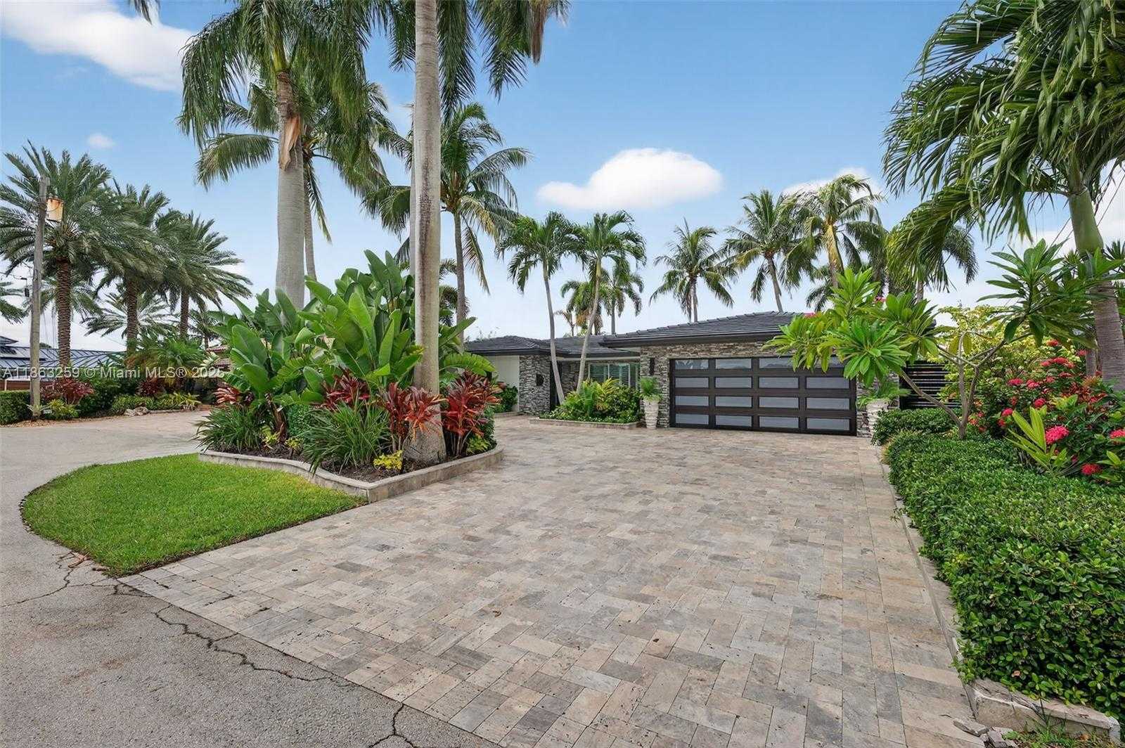 Small Image of 2131 NORTH EAST 15TH TER, Wilton Manors Number 92