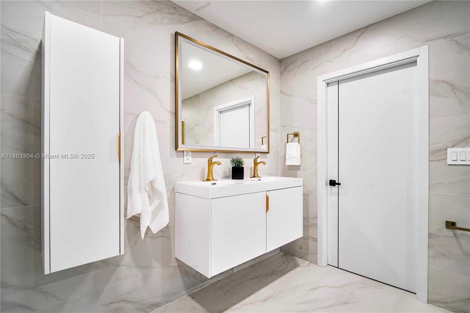 Small Image of 5561 NORTH EAST 28TH AVE, Fort Lauderdale Number 26