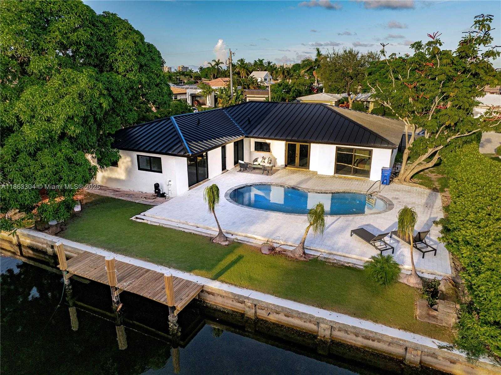 Small Image of 5561 NORTH EAST 28TH AVE, Fort Lauderdale Number 48