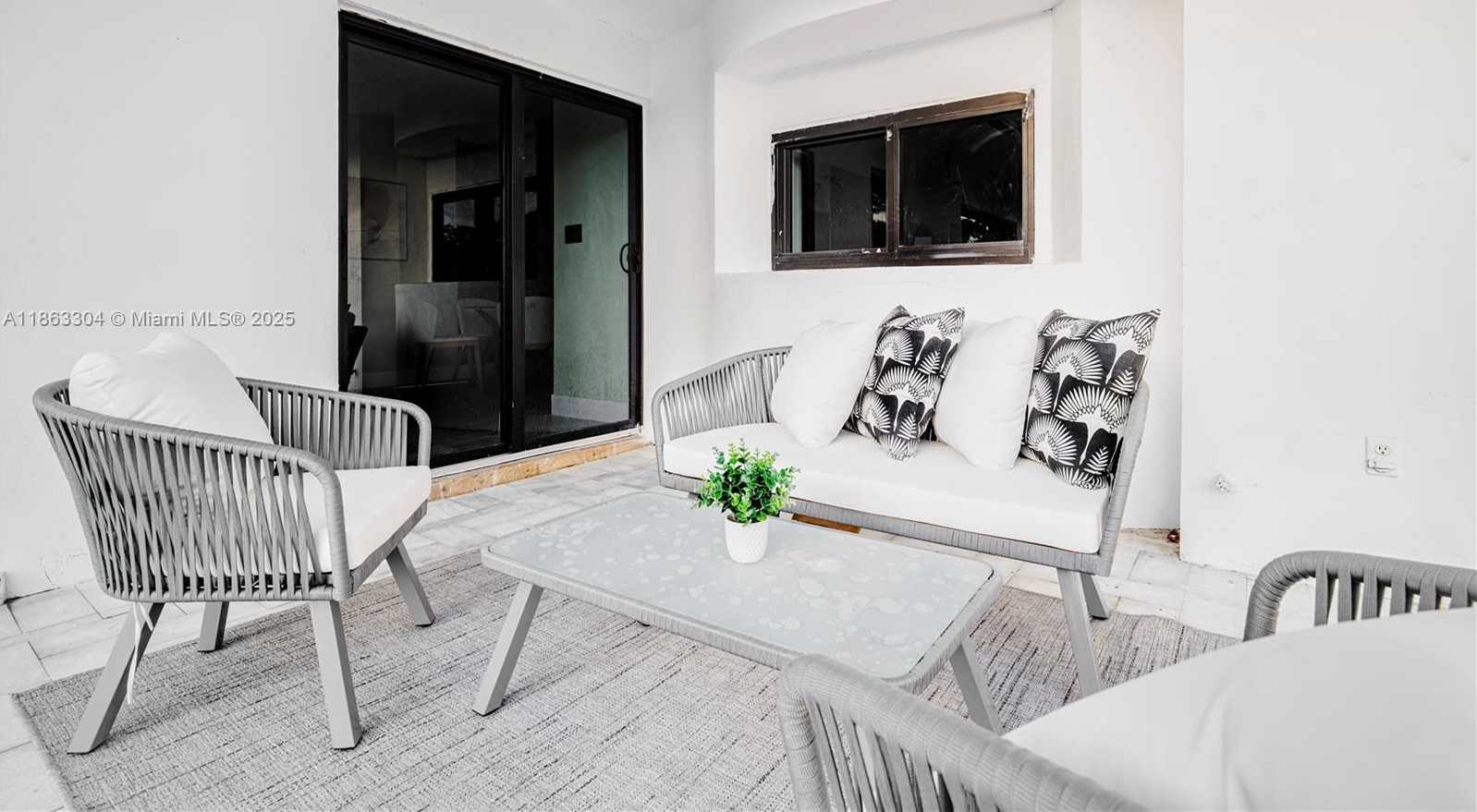 Small Image of 5561 NORTH EAST 28TH AVE, Fort Lauderdale Number 8
