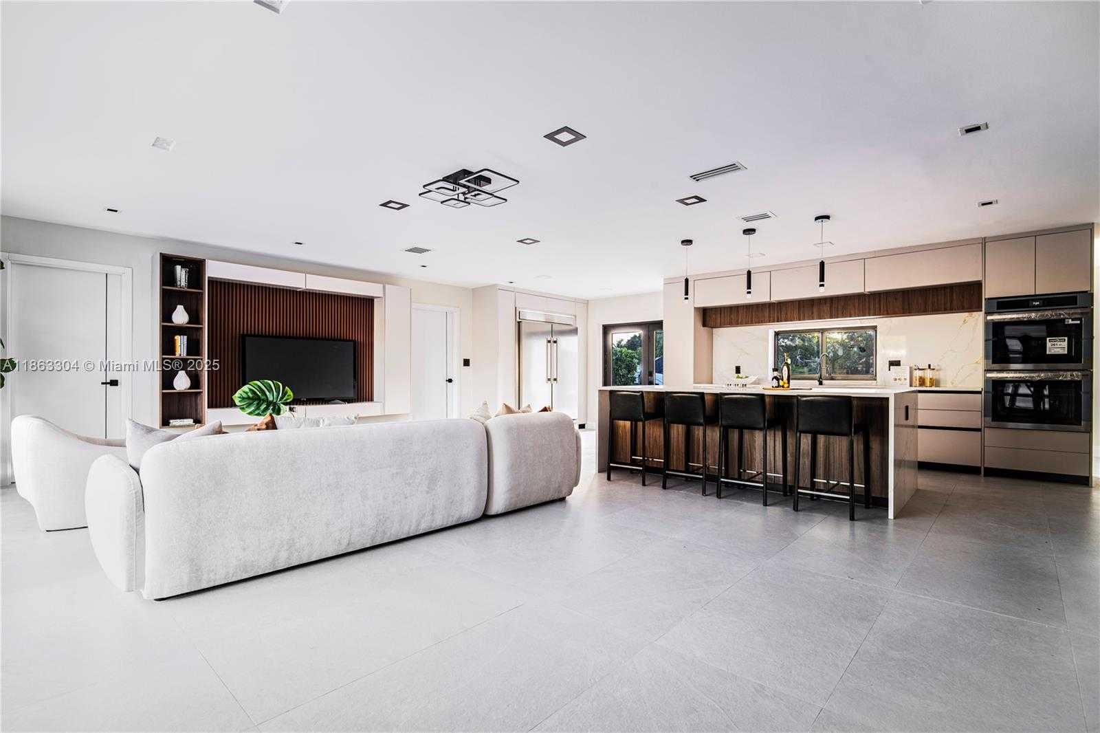 Small Image of 5561 NORTH EAST 28TH AVE, Fort Lauderdale Number 9