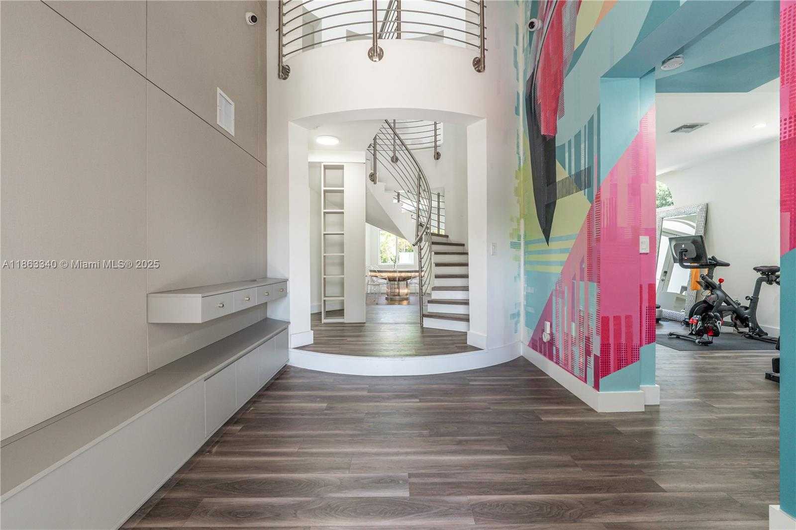 Small Image of 5978 ALTON RD, Miami Beach Number 11