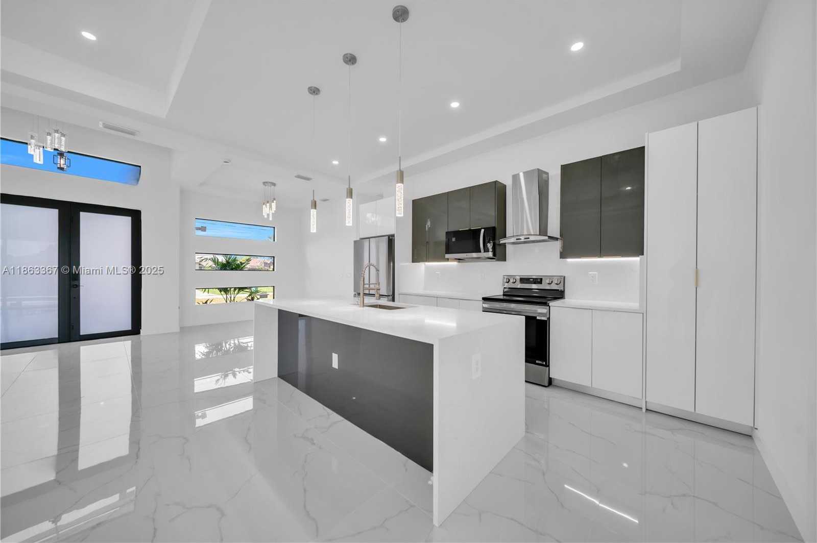 Small Image of 2318 NORTH WEST 30TH TER, Cape Coral Number 2