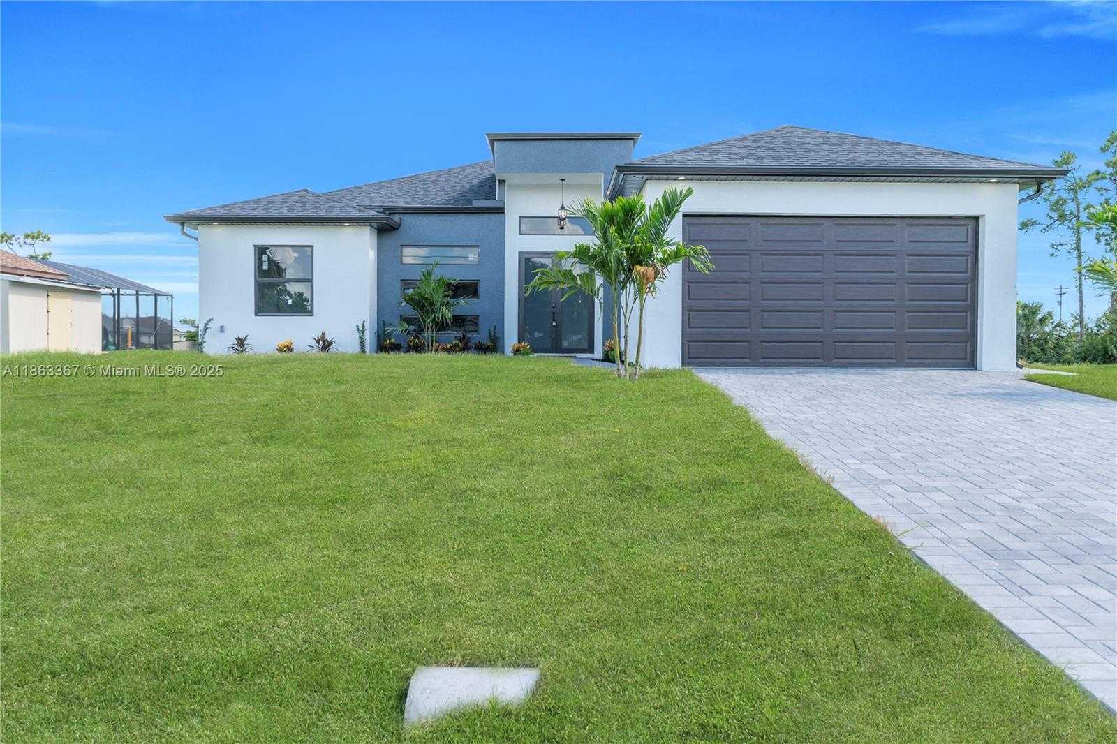 Small Image of 2318 NORTH WEST 30TH TER, Cape Coral Number 5