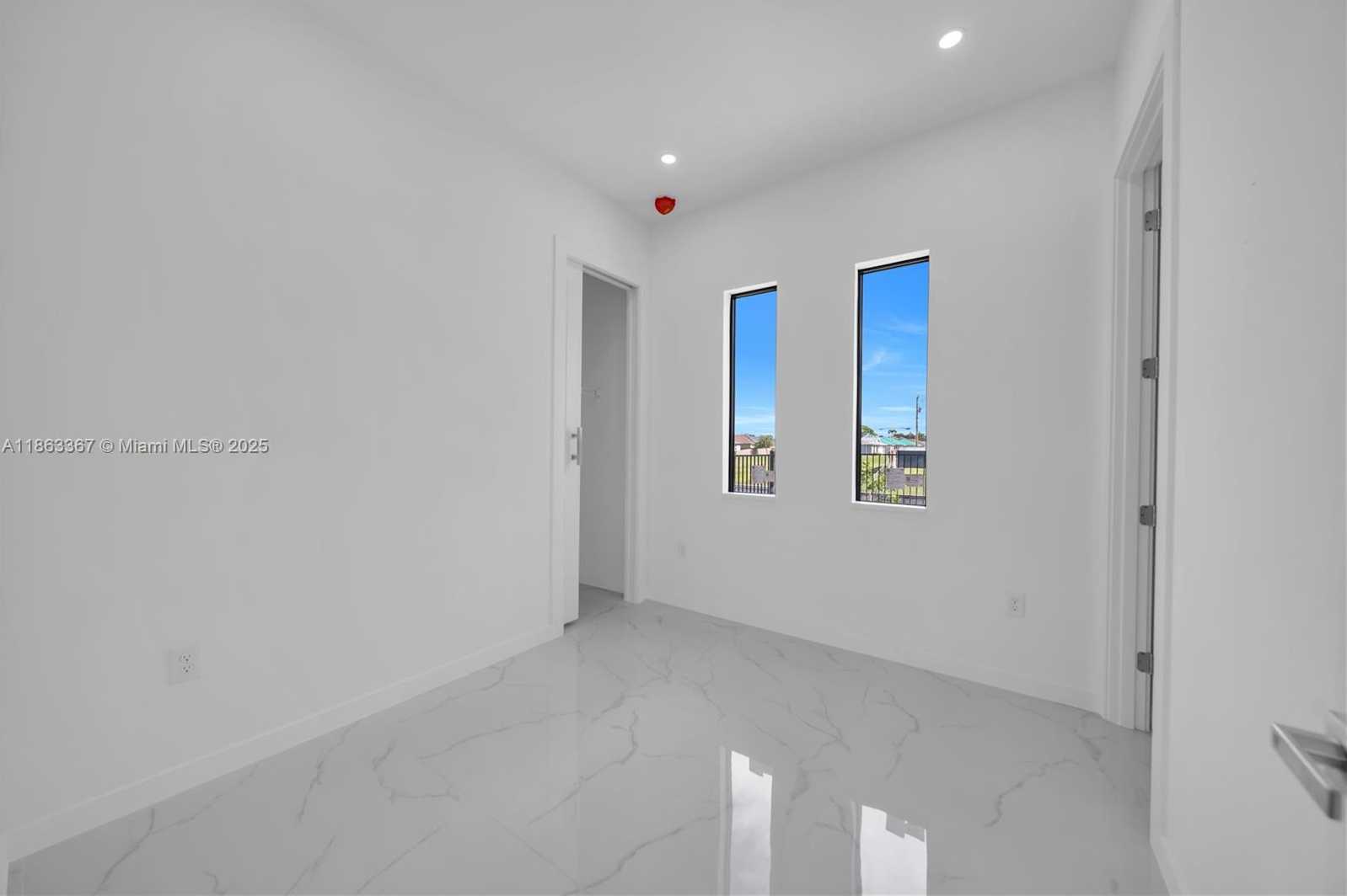 Small Image of 2318 NORTH WEST 30TH TER, Cape Coral Number 9