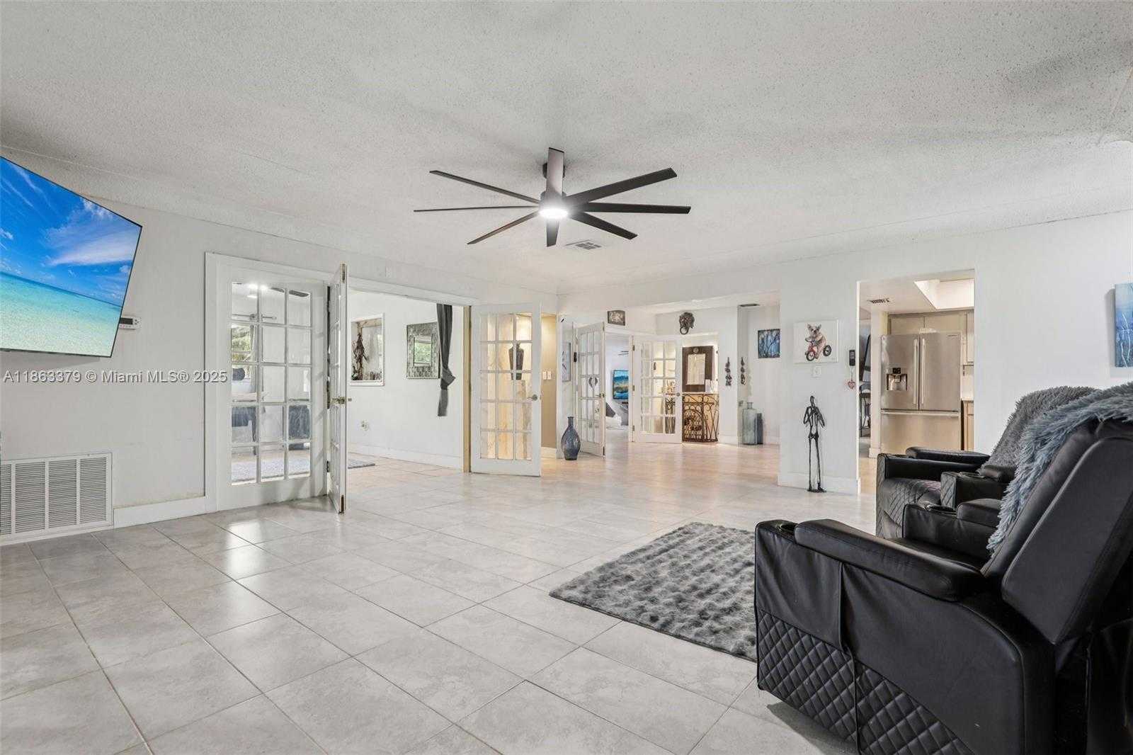 Small Image of 2441 SOUTH WEST 43RD AVE, Fort Lauderdale Number 12
