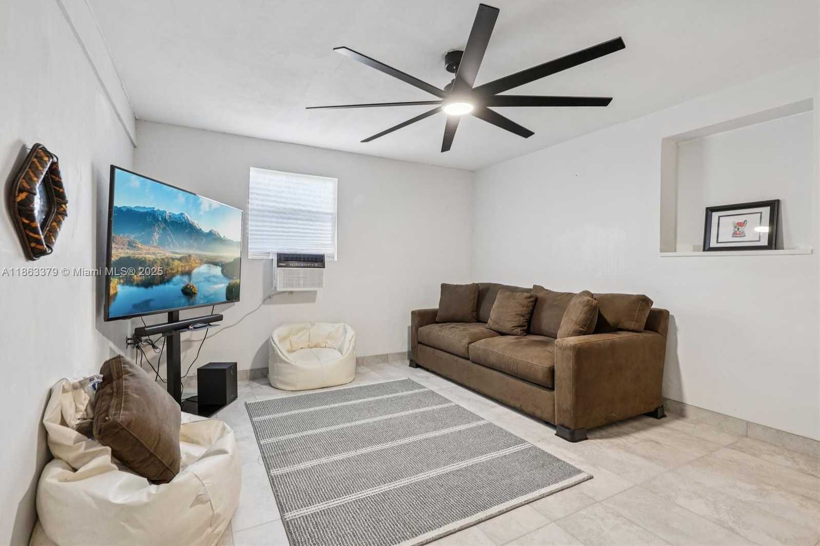 Small Image of 2441 SOUTH WEST 43RD AVE, Fort Lauderdale Number 14