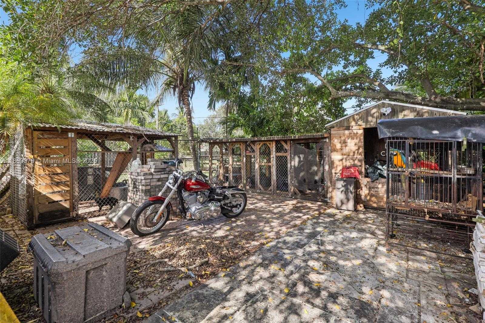 Small Image of 2441 SOUTH WEST 43RD AVE, Fort Lauderdale Number 43