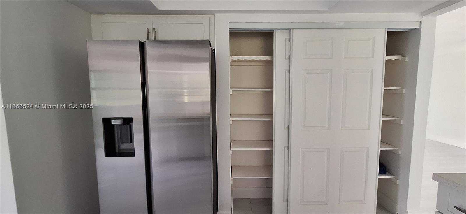 Small Image of 8436 SOUTHAMPTON DR, Miramar Number 19