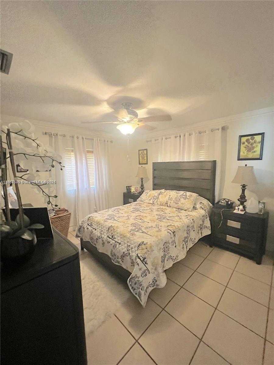 Small Image of 17230 SOUTH WEST 301ST ST, Homestead Number 13