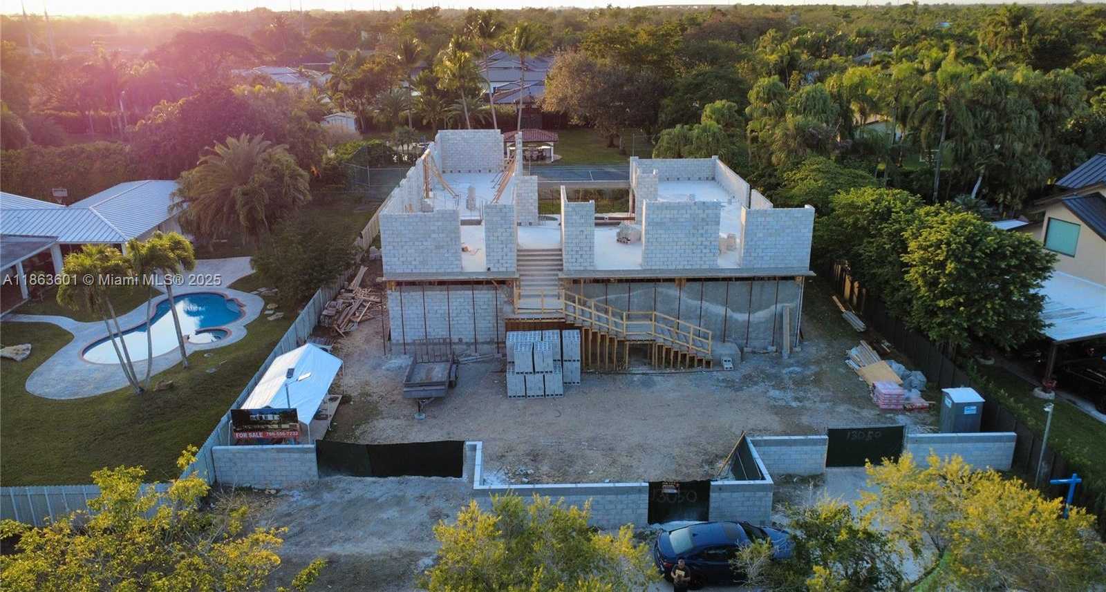 Small Image of 13050 SOUTH WEST 103 AVE, Miami Number 12