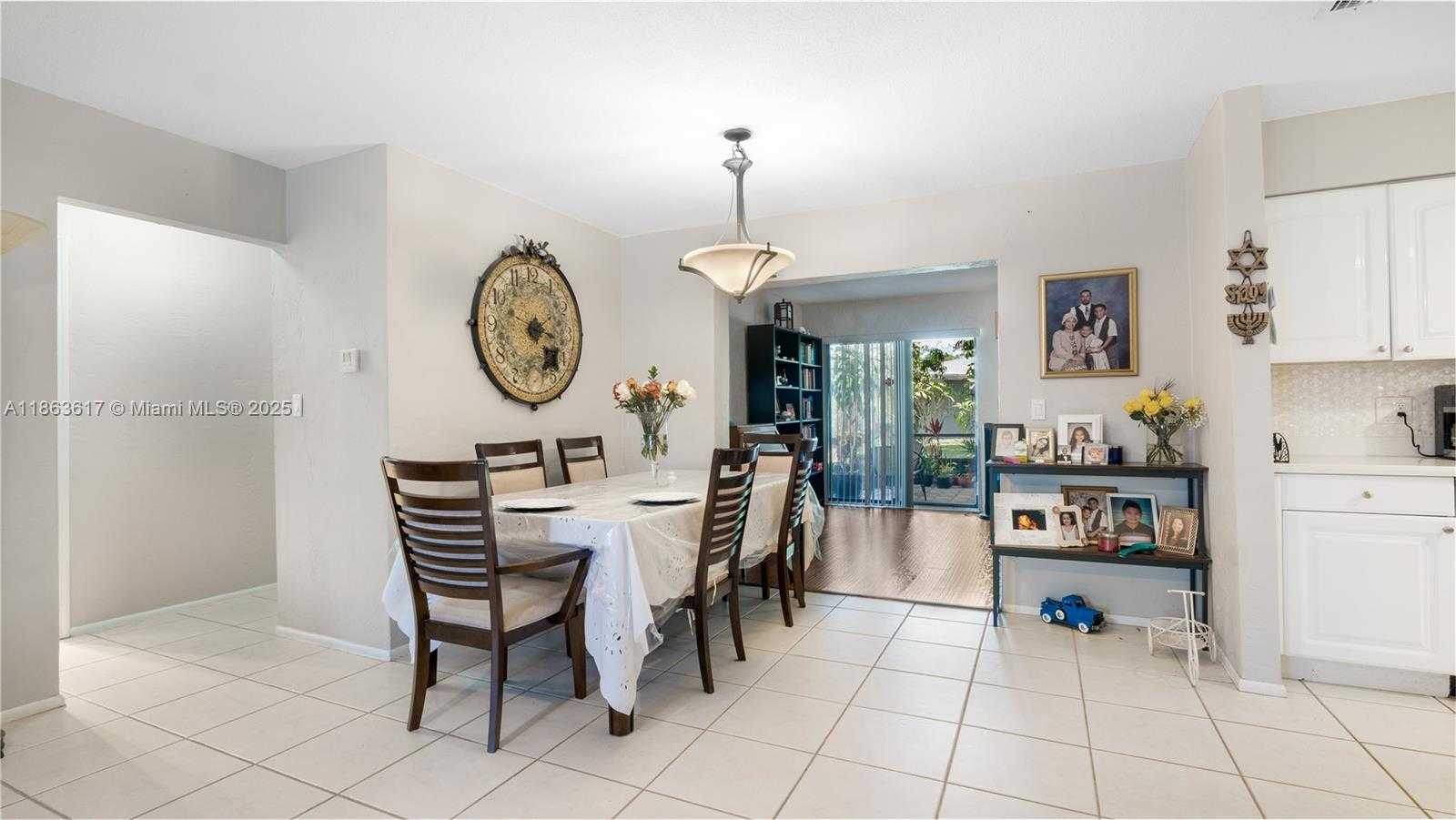 Small Image of 9404 NORTH WEST 70TH PL, Tamarac Number 6