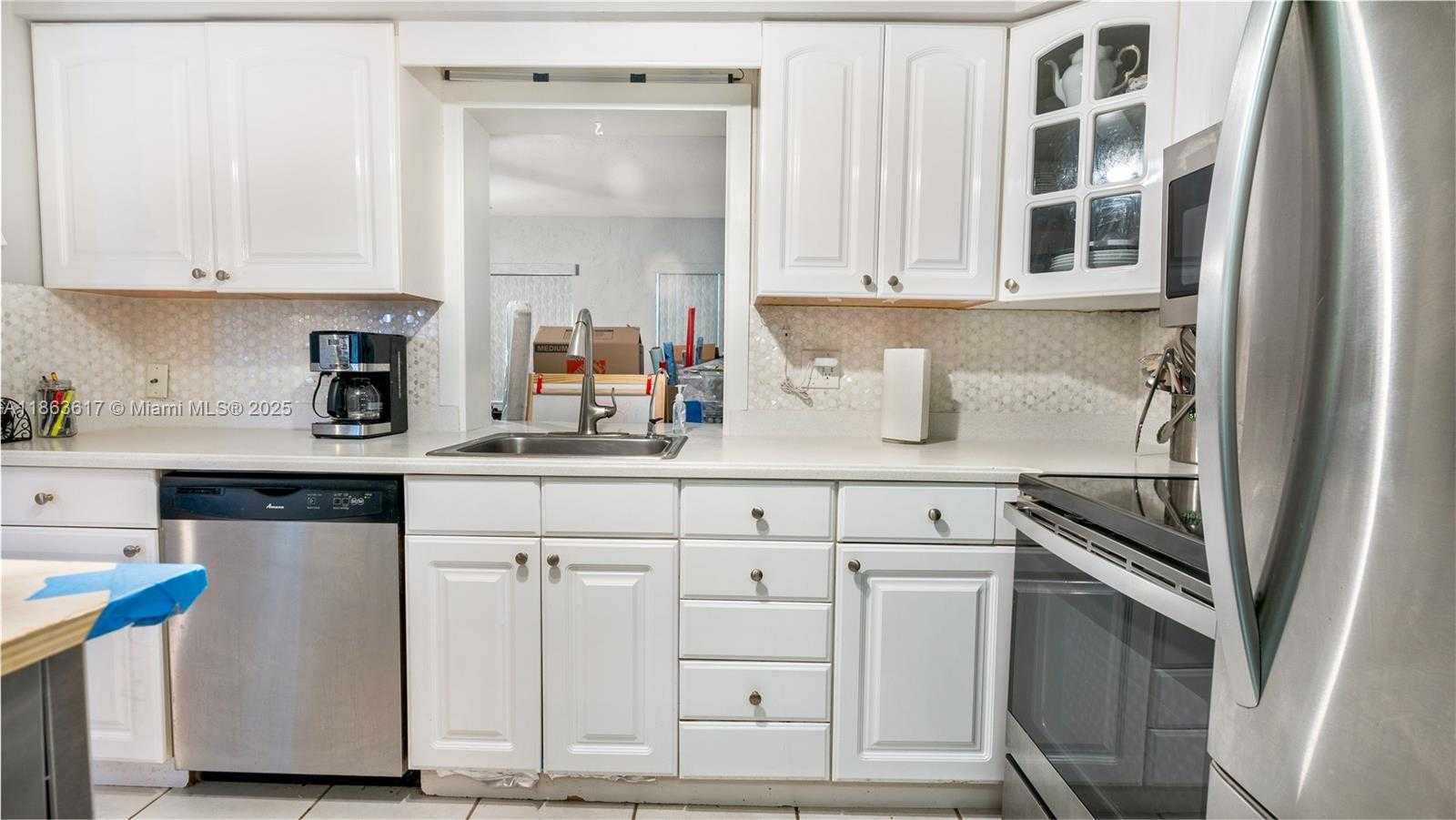 Small Image of 9404 NORTH WEST 70TH PL, Tamarac Number 8