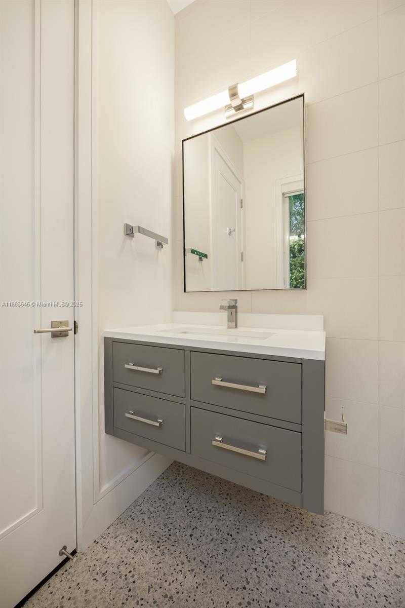 Small Image of 6460 SOUTH WEST 122ND ST, Pinecrest Number 18