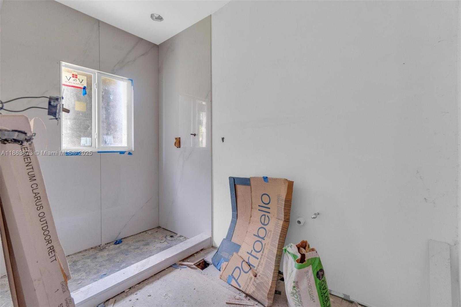 Small Image of 9655 BISCAYNE BLVD, Miami Shores Number 13