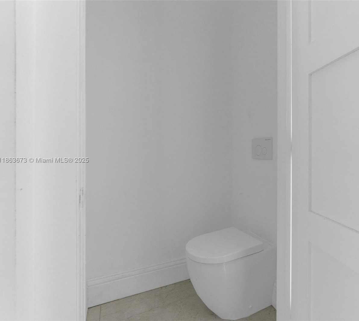 Small Image of 9655 BISCAYNE BLVD, Miami Shores Number 24