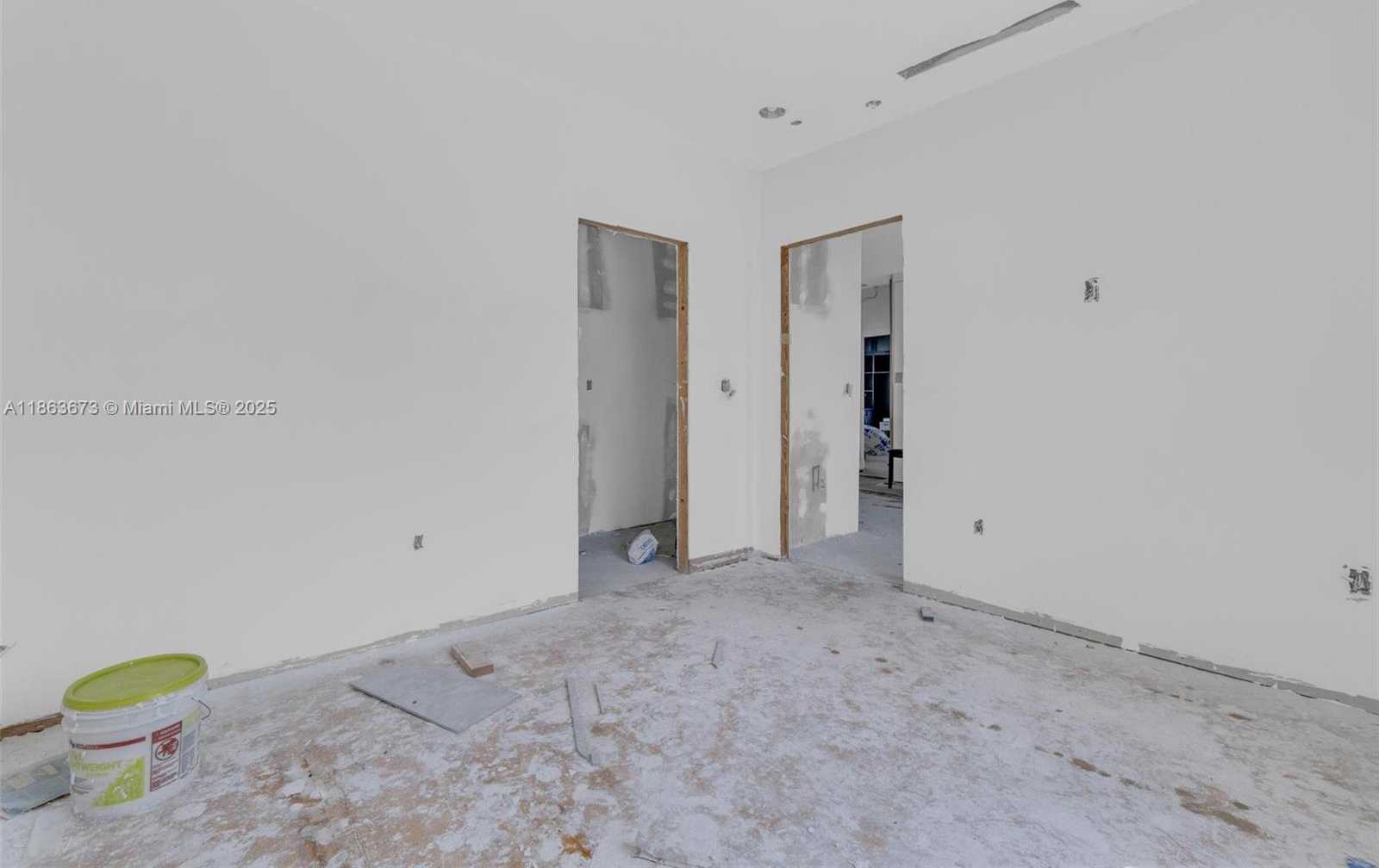 Small Image of 9655 BISCAYNE BLVD, Miami Shores Number 32