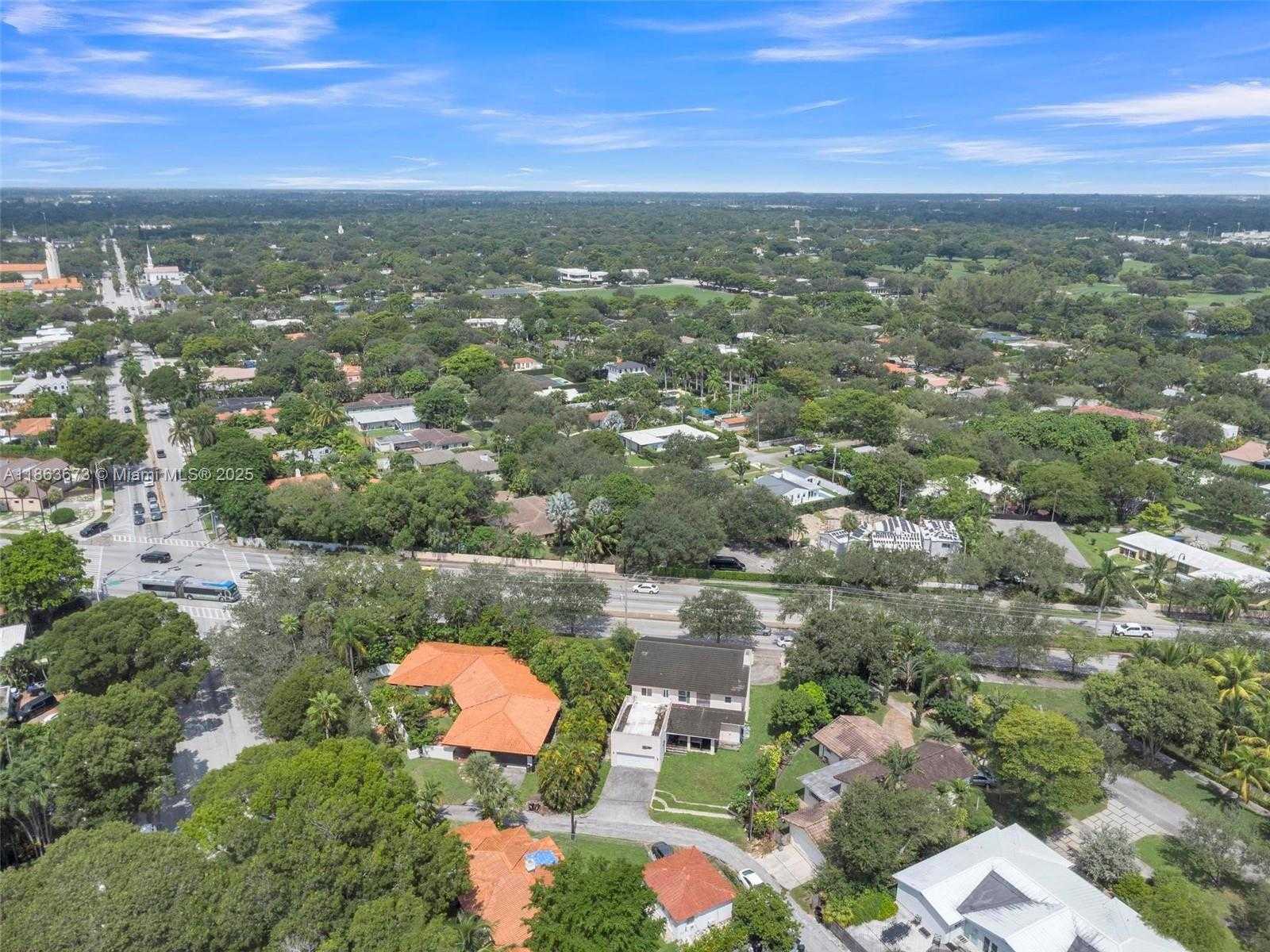 Small Image of 9655 BISCAYNE BLVD, Miami Shores Number 46