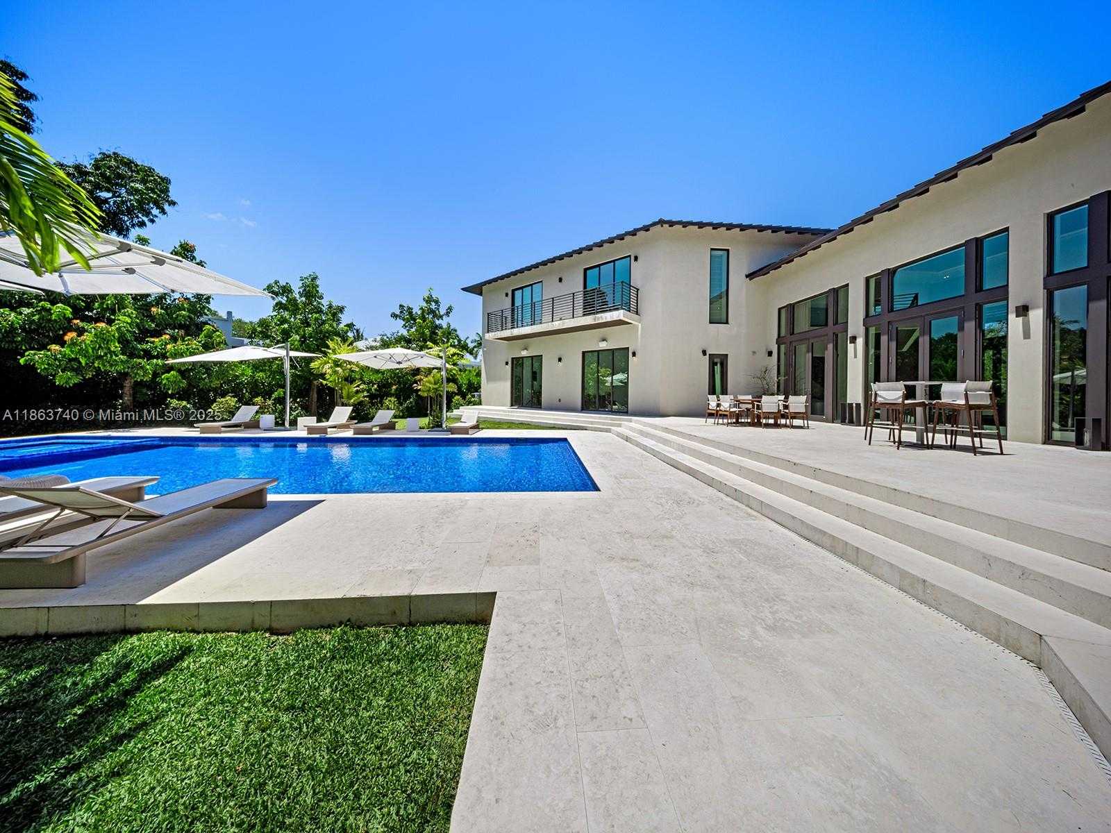 Small Image of 5700 SW 91st St, Pinecrest, FL 33156, USA Number 14