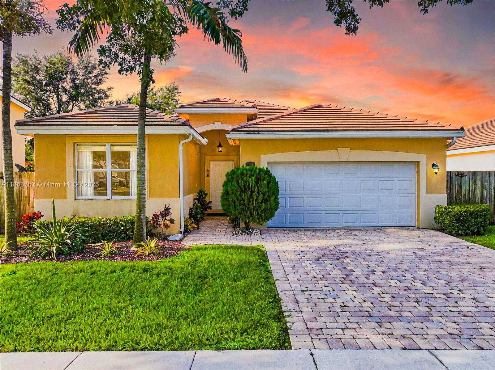 Small Image of 3090 SOUTH EAST 7TH CT, Homestead Number 2