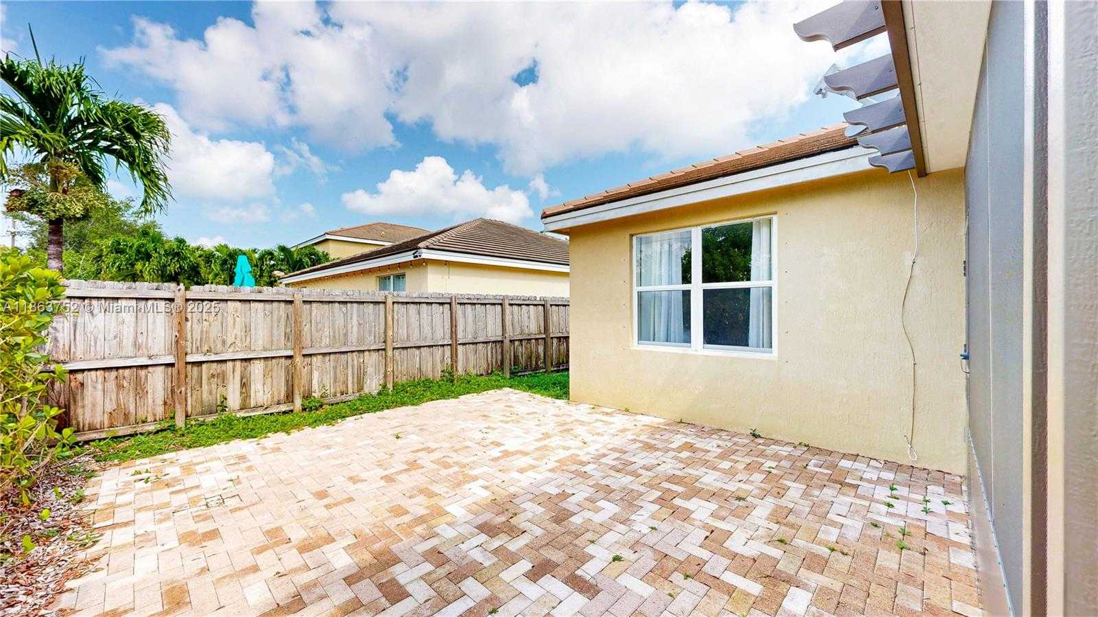 Small Image of 3090 SOUTH EAST 7TH CT, Homestead Number 43