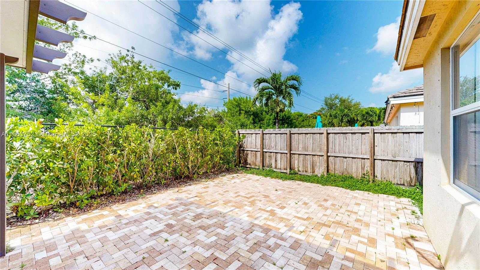 Small Image of 3090 SOUTH EAST 7TH CT, Homestead Number 44