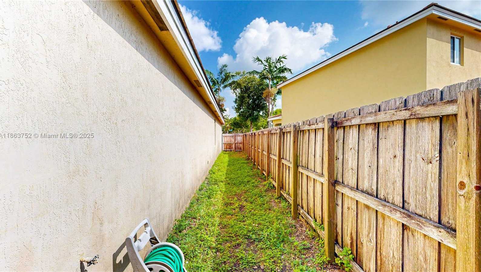 Small Image of 3090 SOUTH EAST 7TH CT, Homestead Number 51