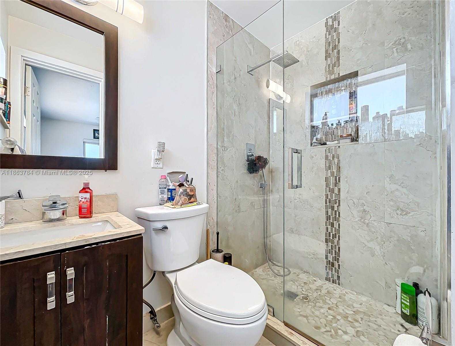 Small Image of 2610 SOUTH WEST 19TH ST, Fort Lauderdale Number 13