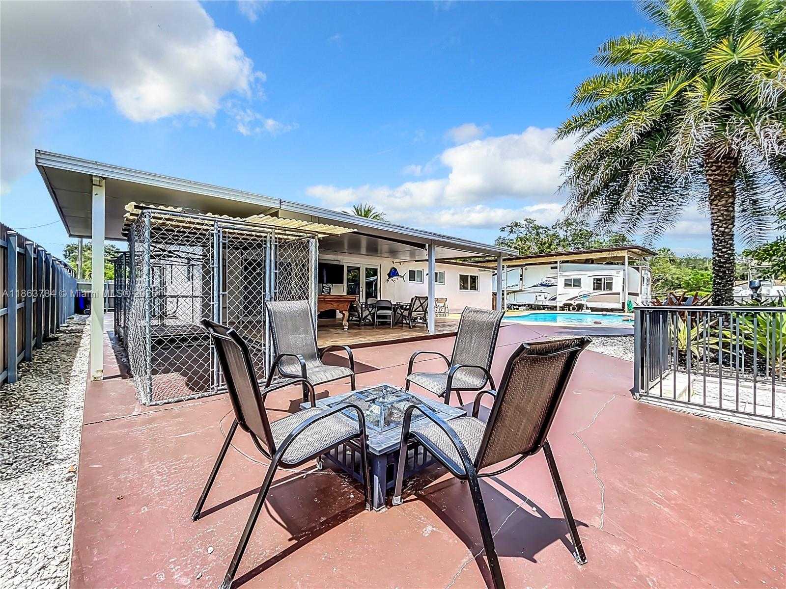 Small Image of 2610 SOUTH WEST 19TH ST, Fort Lauderdale Number 19
