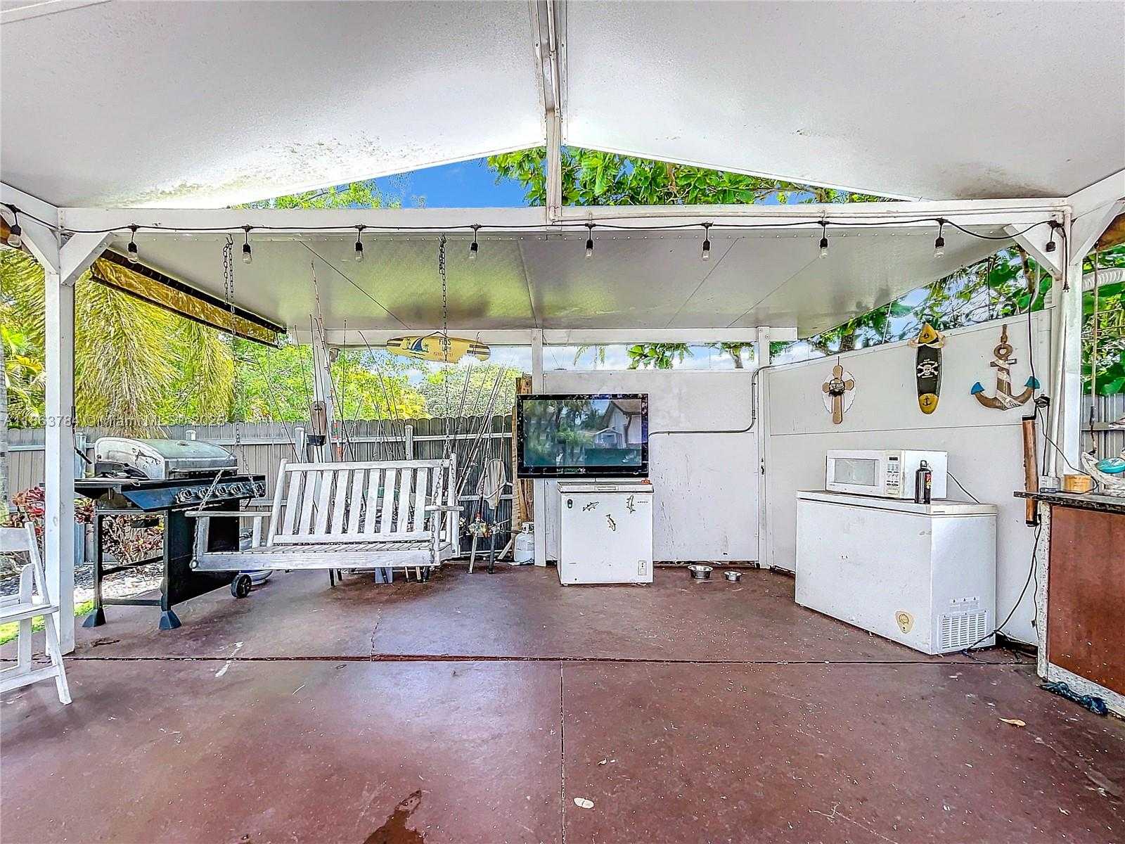 Small Image of 2610 SOUTH WEST 19TH ST, Fort Lauderdale Number 20