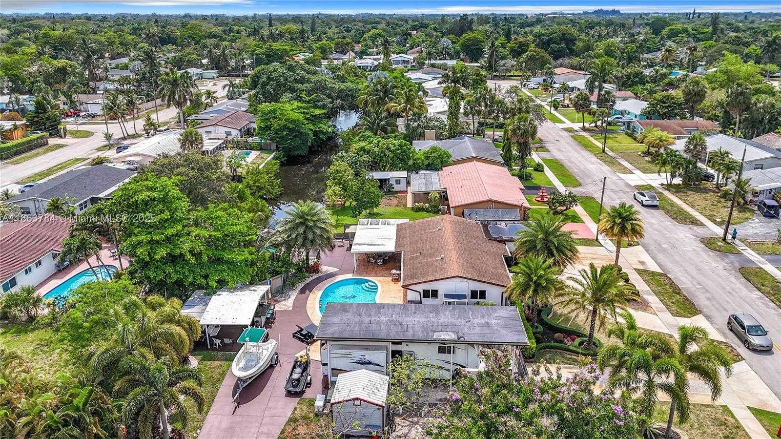 Small Image of 2610 SOUTH WEST 19TH ST, Fort Lauderdale Number 29