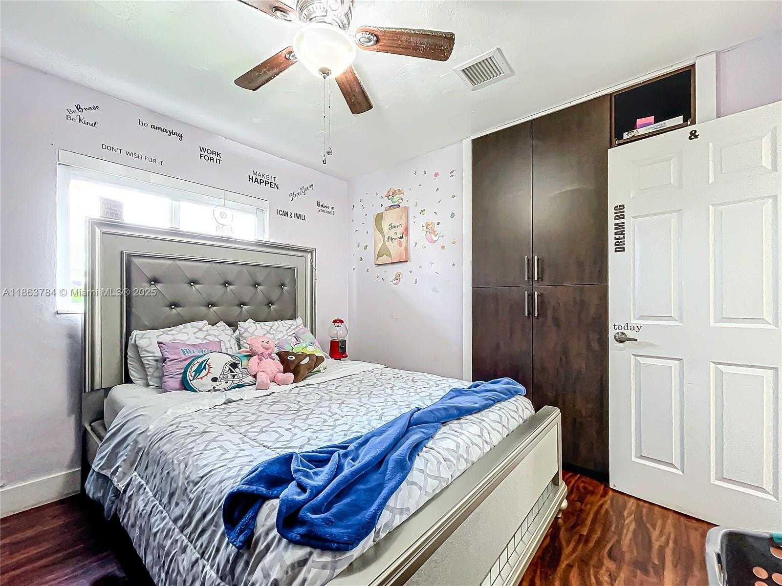 Small Image of 2610 SOUTH WEST 19TH ST, Fort Lauderdale Number 8